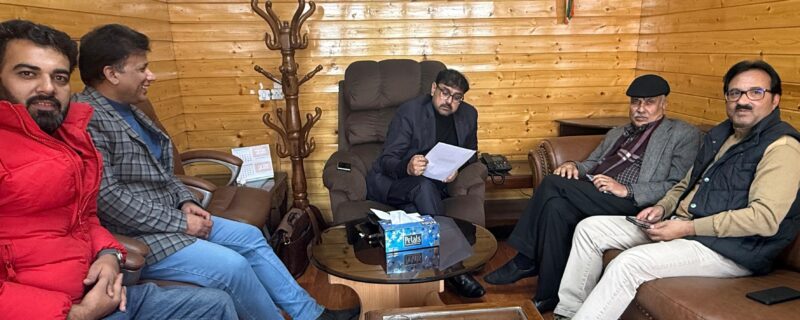 متعددوفود نے ستیش شرما سے ملاقات کی