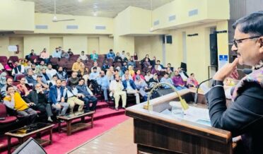 جاوید رانا نے جموں یونیورسٹی میں ’جموں لنگویج کانفرنس‘ کا اِفتتاح کیا