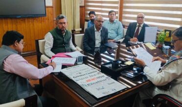 جاوید رانا نے جنگلاتی علاقوں میںکام کرنے والے غیر قانونی یونٹوں کے خلاف سخت کاررِوائی کا حکم دِیا