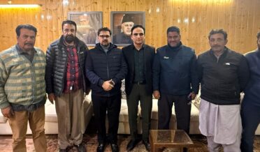 ستیش شرما نے ویسٹرن بس یونین کے ساتھ میٹنگ منعقد کی اور مسائل کے فوری حل کیلئے ہدایات جاری کیں