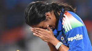 ہندوستان دفاعی چیمپئن آسٹریلیا کو شکست دے کرفائنل میں داخل، 339رنز کا تعاقب کر کے عالمی ریکارڈ قائم کیا