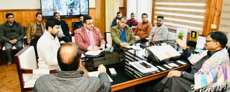 جاوید رانا نے جموں شہر میں پینے کے پانی کے مسائل کے حل کیلئے جائزہ میٹنگ کی صدارت کی