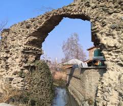 اونتہ بھون سرینگر میںتاریخی نالہ نابود