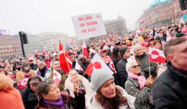 گرین لینڈ اور ڈنمارک میں احتجاجی مظاہرے