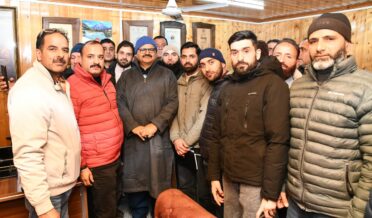 وفود نے جاوید رانا سے ملاقات کی ، عوامی خدمات سے متعلق مسائل اجاگر کئے