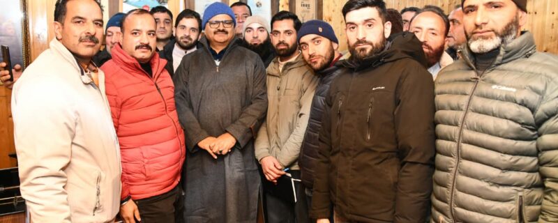 وفود نے جاوید رانا سے ملاقات کی ، عوامی خدمات سے متعلق مسائل اجاگر کئے