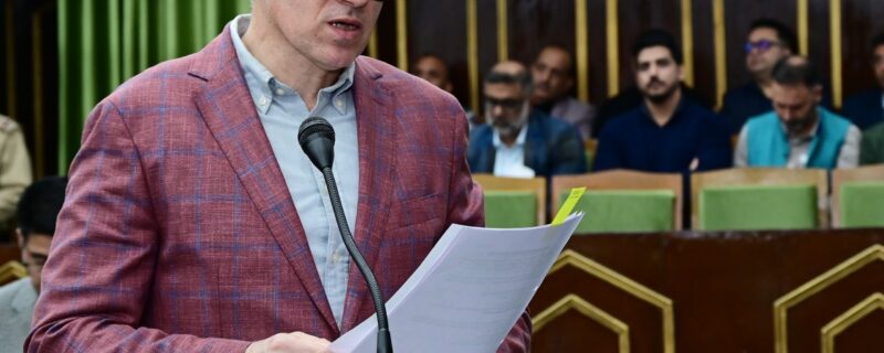 وزیر اعلیٰ عمر عبد اللہ نے وقت کی پابندی کے ساتھ بھرتی کے عزم کا اعادہ کیا