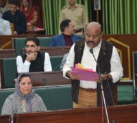 بانڈی پورہ میں فصلوں اور مویشیوں کے نقصان کیلئے متاثر کسانوں کو 1,26,000 روپے کی اِمداد فراہم کی گئی۔ نائب وزیرا علیٰ