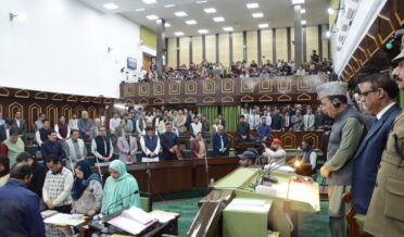 سپیکر عبدالرحیم راتھر کا سابق وزیر قمر علی آخون کے اِنتقال پر اِظہارِ تعزیت