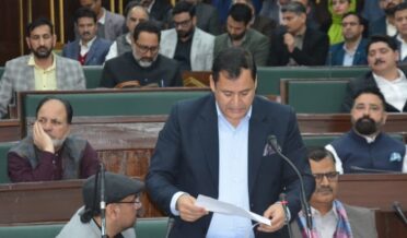 حکومت جموں و کشمیر میں نئے سیاحتی علاقوں کی نشاندہی کرنے کیلئے تجویز کا جائزہ لے رہی ہے ۔ جاوید احمد ڈار