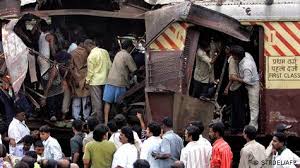 25سال کی سزا کے باوجود ابوسالم کو رہائی نہیں،ممبئی دھماکہ کیس کے مجرم کو بڑی راحت دینے سے سپریم کورٹ کا انکار