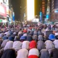 نیویارک کے ٹائمز اسکوائر پر باجماعت تراویح کا اہتمام