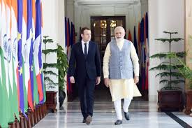 وزیر اعظم نے فرانسیسی صدر کا خیرمقدم کیا، دوطرفہ تعلقات کو نئی بلندیوں تک لے جانے کے عزم کا اظہار