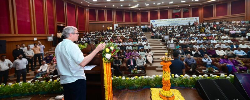 وزیر اعلیٰ نے ’ لائن مین دیوس ‘ پر فرنٹ لائن الیکٹرک یوٹیلیٹی ورکرز کو مبارکباد دی