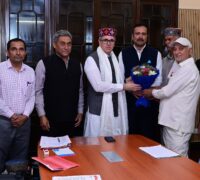 وزیر اعلیٰ عمر عبداللہ نے وفود سے ملاقات کی