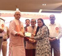 لیفٹیننٹ گورنر نے مہاویر جینتی کے موقعہ پر جموں میں ’ مہاویر جنم کلیانک ‘ تقریب میں شرکت کی