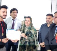 سکینہ اِیتو کا ایم ایم سی ایچ ایس جموں میں نیشنل فارمیسی ایجوکیشن ڈے کی تقریب سے کلیدی خطاب