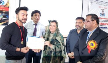 سکینہ اِیتو کا ایم ایم سی ایچ ایس جموں میں نیشنل فارمیسی ایجوکیشن ڈے کی تقریب سے کلیدی خطاب