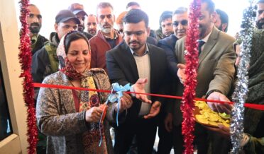 سکینہ ایتو نے ضلعی ہسپتال کلگام میں ایچ ڈی یو کا افتتاح کیا