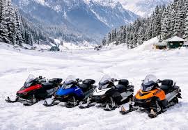 سونہ مرگ میں اسنو موبائل سرگرمیوں پر فوری پابندی عائد