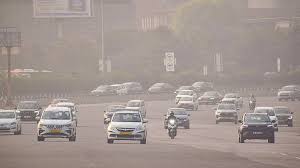 دہلی میں گاڑیوں کی جانچ میں بڑی لاپروائی، ڈی ٹی سی بسیں بھی اصولوں کی خلاف ورزی میں شامل:سی اے جی رپورٹ