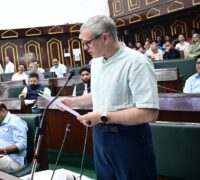 حکومت سرکاری محکموں میں خالی اَسامیوں کو پُر کرنے کیلئے بھرتیوں کو ترجیح دے گی۔وزیر اعلیٰ عمر عبداللہ