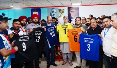 وزیر اعلیٰ نے جموں میں شیر کشمیر کرکٹ ٹورنامنٹ کے دوسرے ایڈیشن کا افتتاح کیا