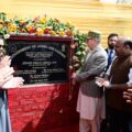 وزیر اعلیٰ عمر عبداللہ نے کشمیر ہاٹ میں سولفل کشمیر اقدام کے تحت ’ اَپنے کاریگر کو جانیں‘ کا اِفتتاح کیا