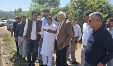 ہائوس کمیٹی نے راجوری ۔ پونچھ میں جل جیون مشن منصوبوں کا زمینی معائینہ شروع کیا