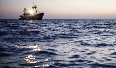 جنگ بندی کے اعلان پر عالمی منڈی میں تیل کی قیمت میں نمایاں کمی