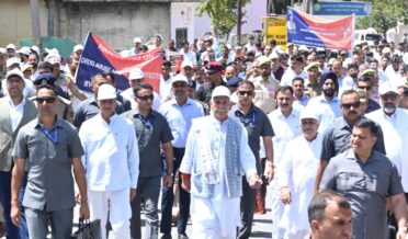 لیفٹیننٹ گورنر نے رِیاسی میں ’ نشہ مُکت جموںوکشمیر مہم‘ کی قیادت کی