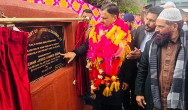 جاوید رانا نے شاہستار میں بڑے ایکو ٹوراِزم منصوبوں کا سنگ بنیاد رکھا