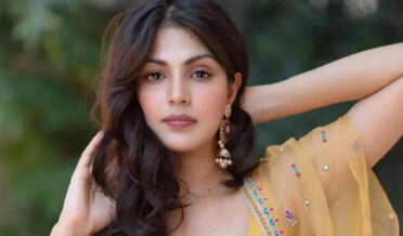 منشیات کیس: ممبئی کی عدالت نے ریا چکرورتی کے بینک اکاؤنٹ کو منجمد کرنے کا حکم دیا