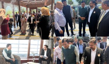 ستیش شرما نے سرینگر میں مرکزی وزیر ڈاکٹر منسکھ مانڈویہ سے ملاقات کی