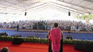 کیرالہ میں وزیر اعظم مودی اور ایل ڈی ایف پر جم کر برسیں پرینکا گاندھی، پینارائی وجین کو ’مودی کی بی-ٹیم‘ قرار دیا