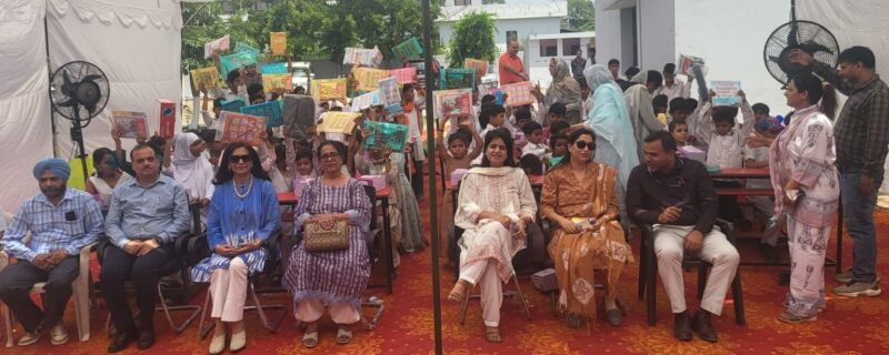 آئی اے ایس او ڈبلیو اے نے گورنمنٹ مڈل سکول فودی گُجر کالونی میں عطیہ مہم کا انعقاد کیا