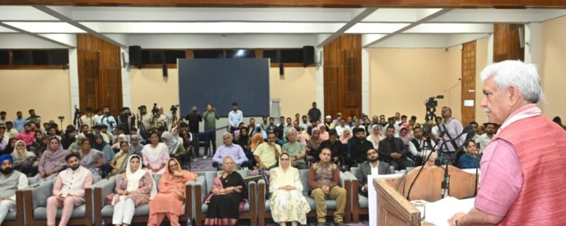 لفٹینٹ گورنر نے ناری شکتی کو لعل دید نیشنل ایوارڈ سے نوازا