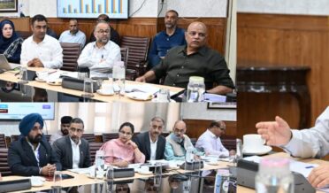 چیف سیکرٹری نے جموںوکشمیر میں پی ایم فصل بیمہ یوجنا کی پیش رفت کا جائزہ لیا