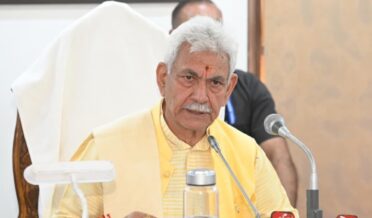 لیفٹیننٹ گورنر نے اونتی پورہ پلوامہ میں جموں وکشمیر کے پہلے نیشنل سینٹر آف ایکسی لنس کیلئے وزیر اعظم اور مرکزی وزیر اَمورِ نوجواناں و کھیل کود کا شکریہ اَدا کیا