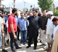 جاوید رانا اور جاوید ڈار نے گاندربل میں آبپاشی سہولیات کا موقعہ پر معائینہ کیا