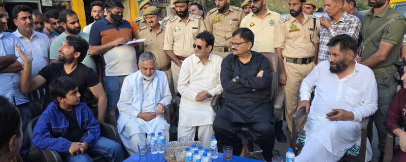 حکومت متاثرہ خاندانوں کے ساتھ کھڑی ہے ۔ جاوید رانا