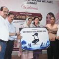 بزرگ شہریوں کا احترام ان کا حق نہ احسان ۔ سکینہ اِیتو