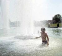یورپ میں شدید گرمی : اسکول بند، ٹرین خدمات متاثر