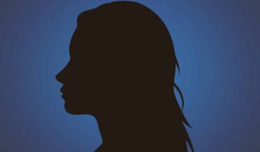 اجین میں آدیواسی خاتون کی 12 سالہ بیٹے کے سامنے اجتماعی عصمت دری کی گئی