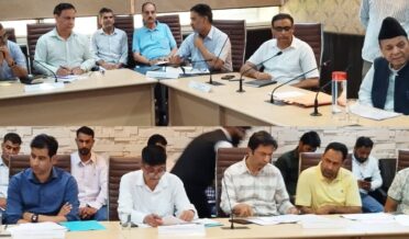 سپیکر نے چرارِ شریف میں پی ڈبلیو ڈِی کے کاموں کا جائزہ لیا