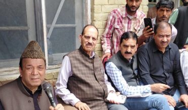 سپیکر نے دریگام زیارت گاہ کا دورہ کیا ،ریسوانی دریگام میں شالی گنگا پر 8.50 کرو ڑ روپے کی لاگت سے پُل اور زیارت گاہ کی خوبصورتی کیلئے 81 لاکھ روپے کا اعلان کیا