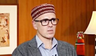 وزیراعلیٰ عمر عبداللہ نے راجوری اور پونچھ میں بارش سے متعلق واقعات کے جان بحق اَفراد کے لواحقین کیلئے 6لاکھ روپے ایکس گریشیا اِمداد کا اعلان کیا