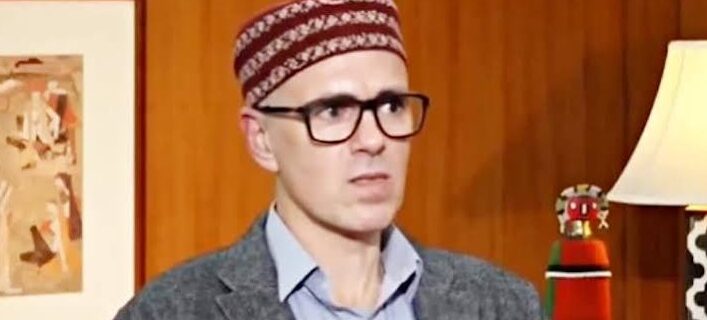 وزیراعلیٰ عمر عبداللہ نے راجوری اور پونچھ میں بارش سے متعلق واقعات کے جان بحق اَفراد کے لواحقین کیلئے 6لاکھ روپے ایکس گریشیا اِمداد کا اعلان کیا