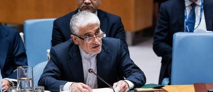 اقوامِ متحدہ میں ایران کا امریکہ پر شہری ڈھانچے کو نشانہ بنانے کا الزام، حملے فوری روکنے کا مطالبہ