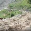 جموں و کشمیر میں بادل پھٹنے، سیلابی ریلوں اور لینڈ سلائیڈنگ سے معمولات متاثر